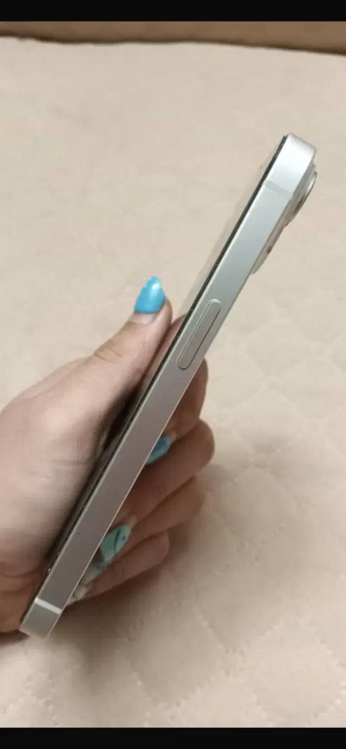 آیفون ۱۴نرمال بدون خط خش|موبایل|چالوس, |دیوار