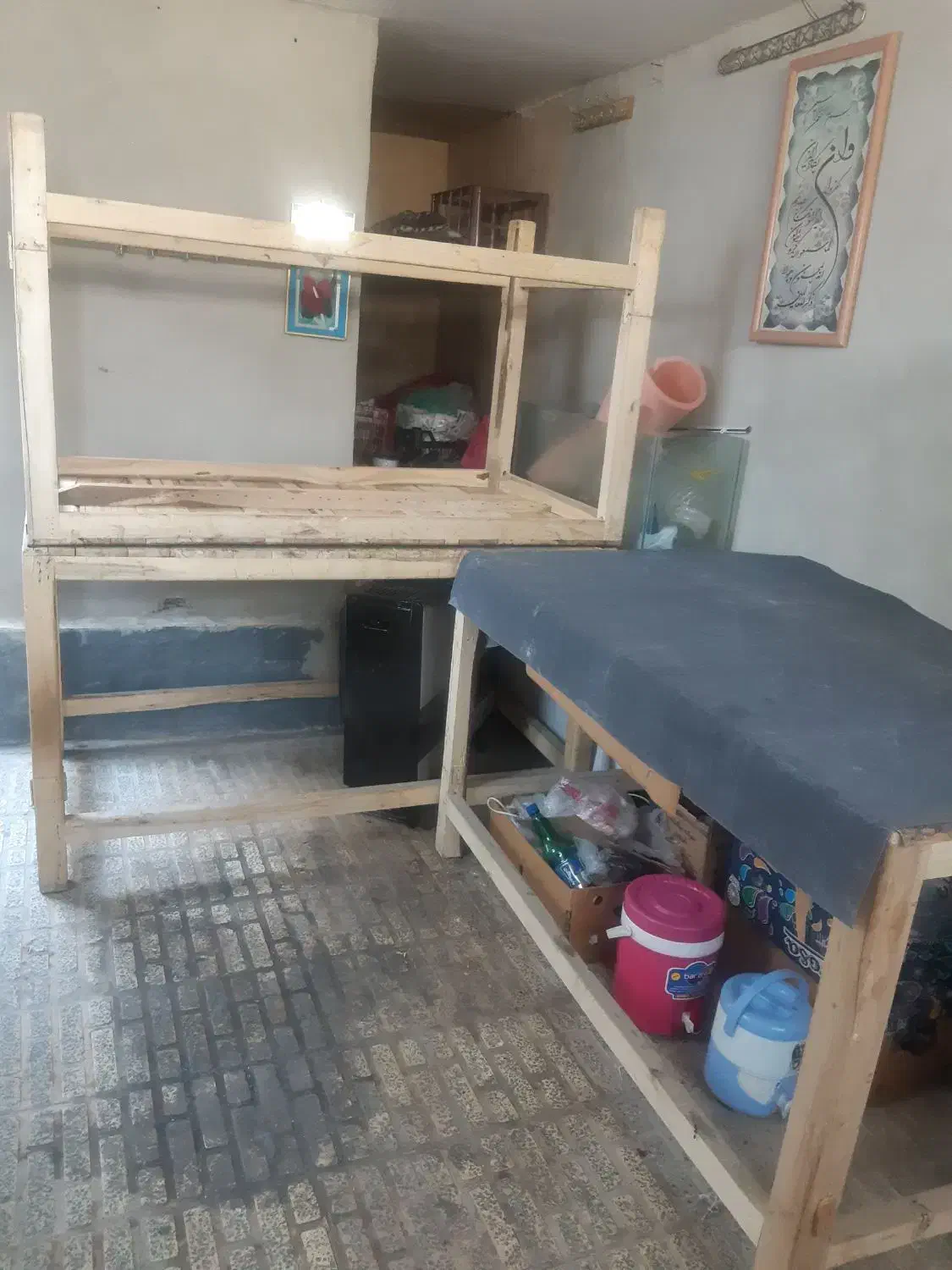 میز پسته ای با چهارپایه|صندلی و نیمکت|خرمدره, |دیوار