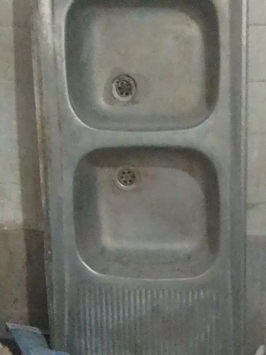 سینگ ظرفشوفی|آب‌چکان و نظم‌دهنده ظروف|خاش, |دیوار