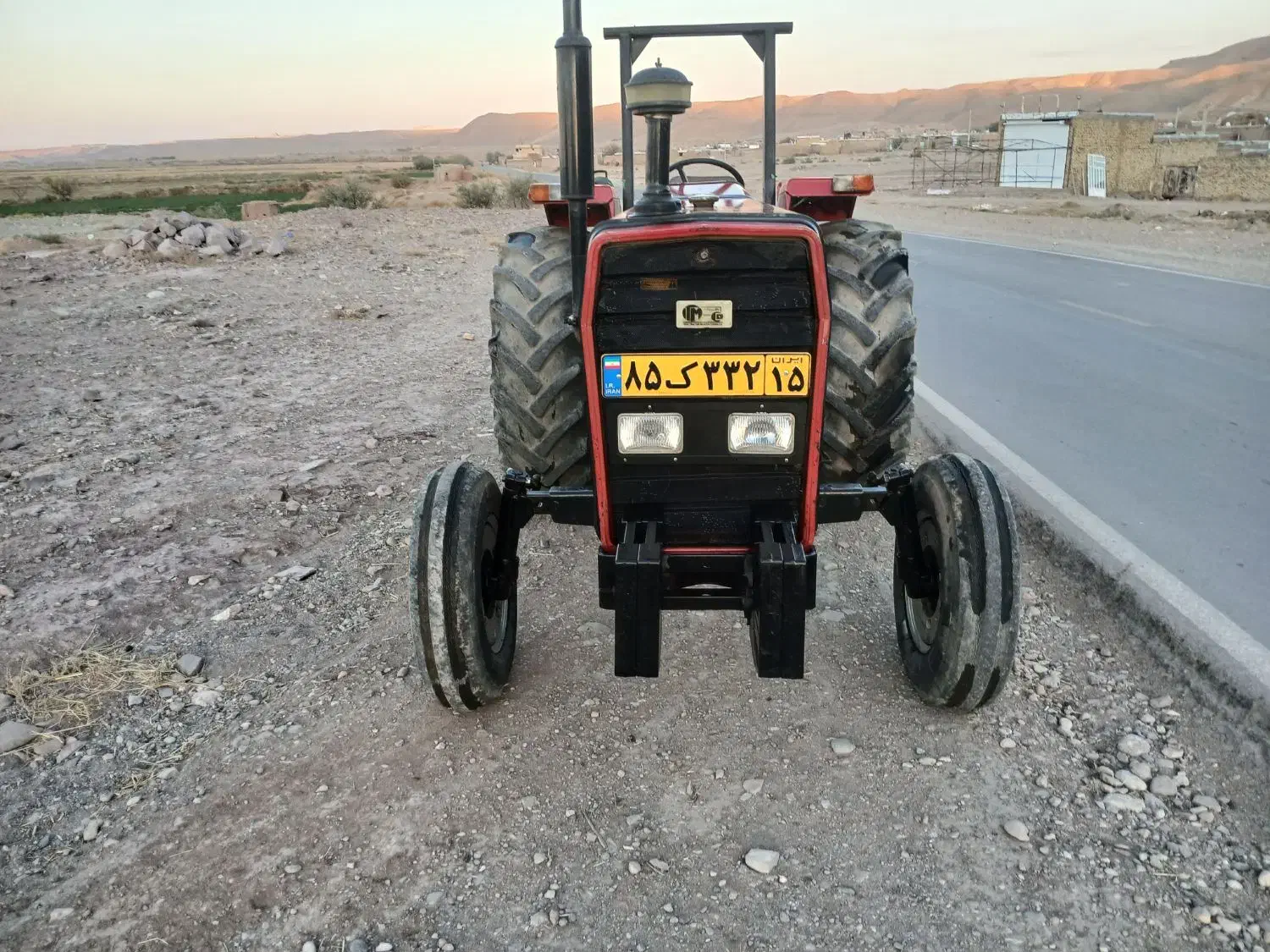 تراکتور ۲۸۵ تک عروسک|خودرو سنگین|زنجانرود, |دیوار