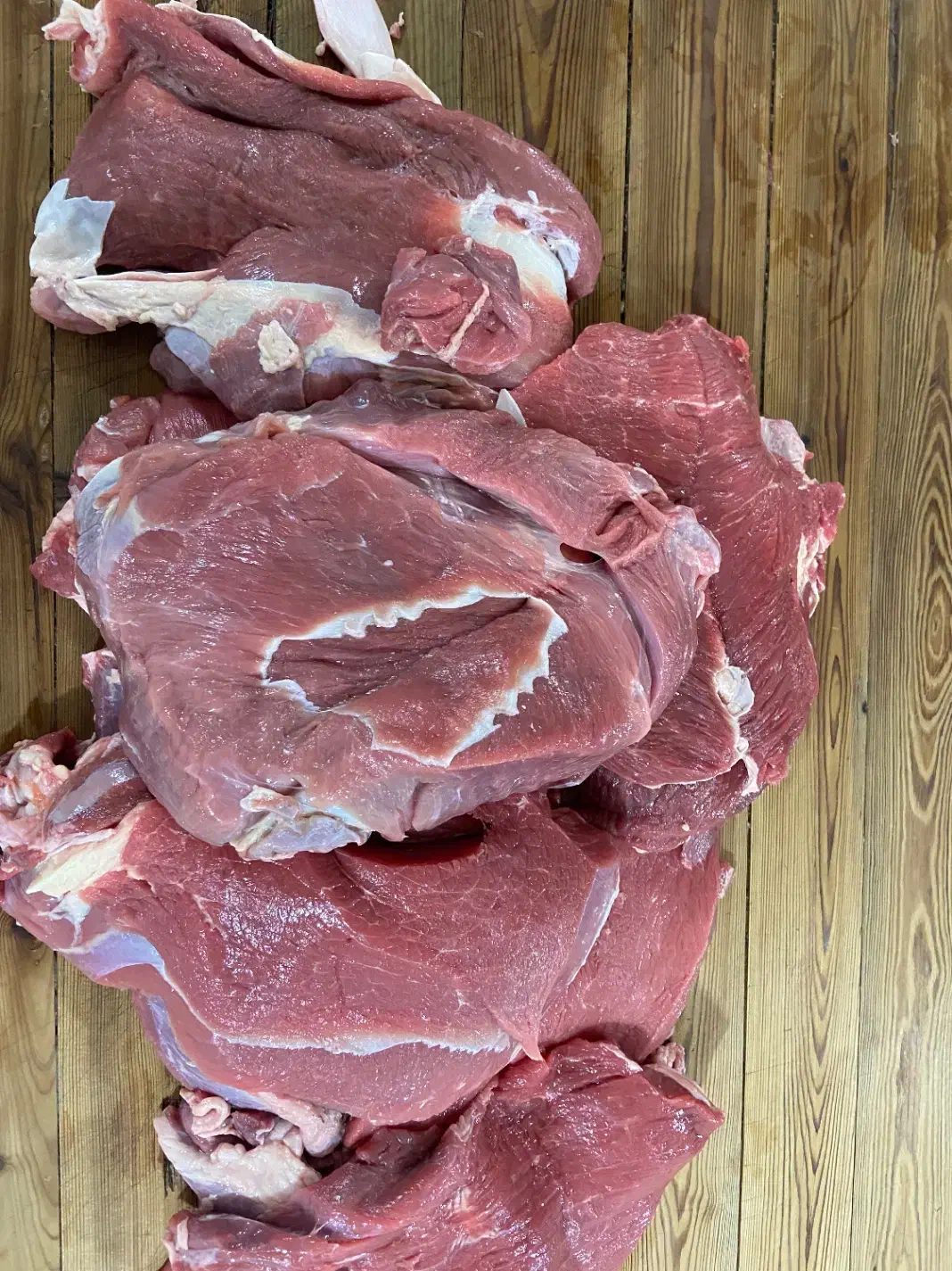 پخش گوشت گوساله ( تیکه گوشت و خرده گوشت) چرخ کرده|خوردنی و آشامیدنی|تهران, سعادت‌آباد|دیوار