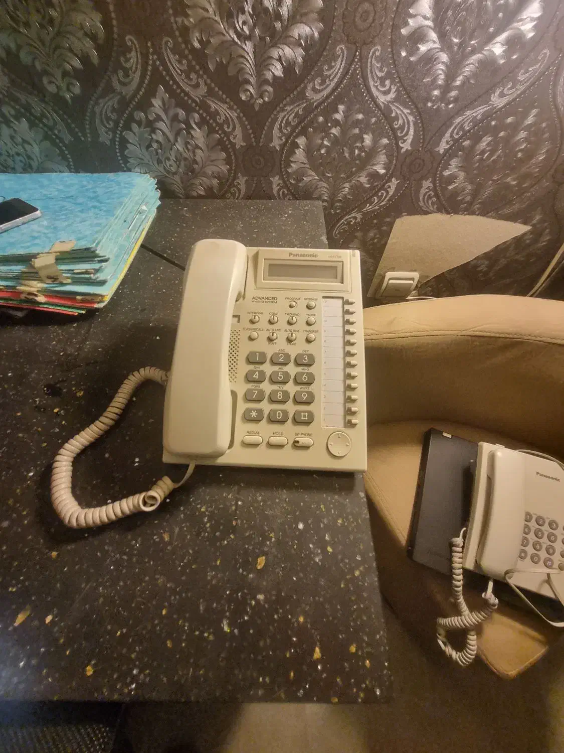 فروش لوازم دفتر املاک کامل در حد نو|دفتر کار|تهران, باغ فیض|دیوار