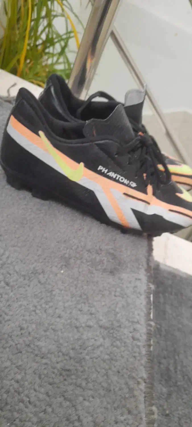 کفش فوتبال سایز ۳۸|تجهیزات ورزشی|بروجرد, |دیوار