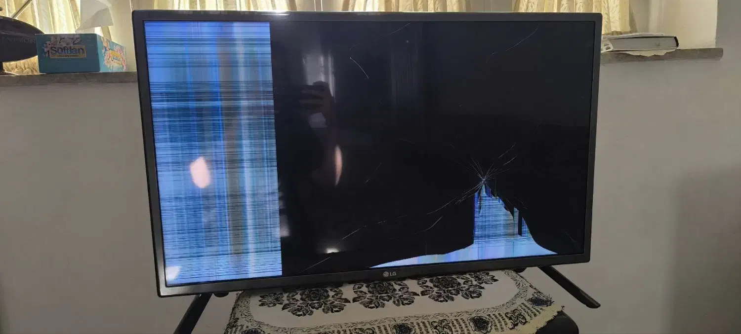 تلویزیون شکسته|تلویزیون و پروژکتور|کرمانشاه, |دیوار