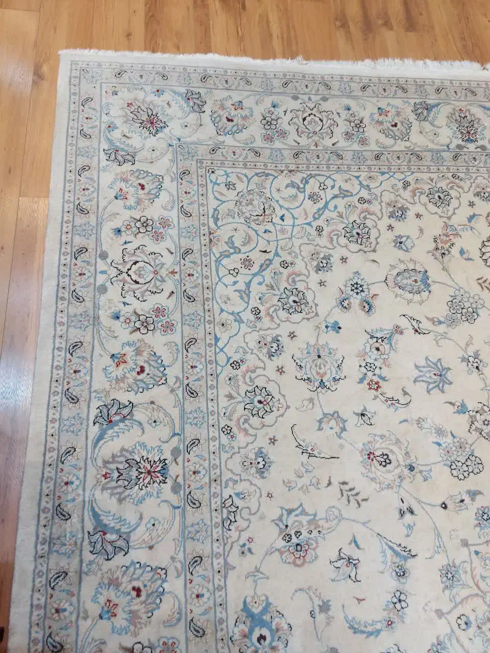 فرش دستباف طرح نائین ۹متری|فرش|مشهد, بهارستان|دیوار