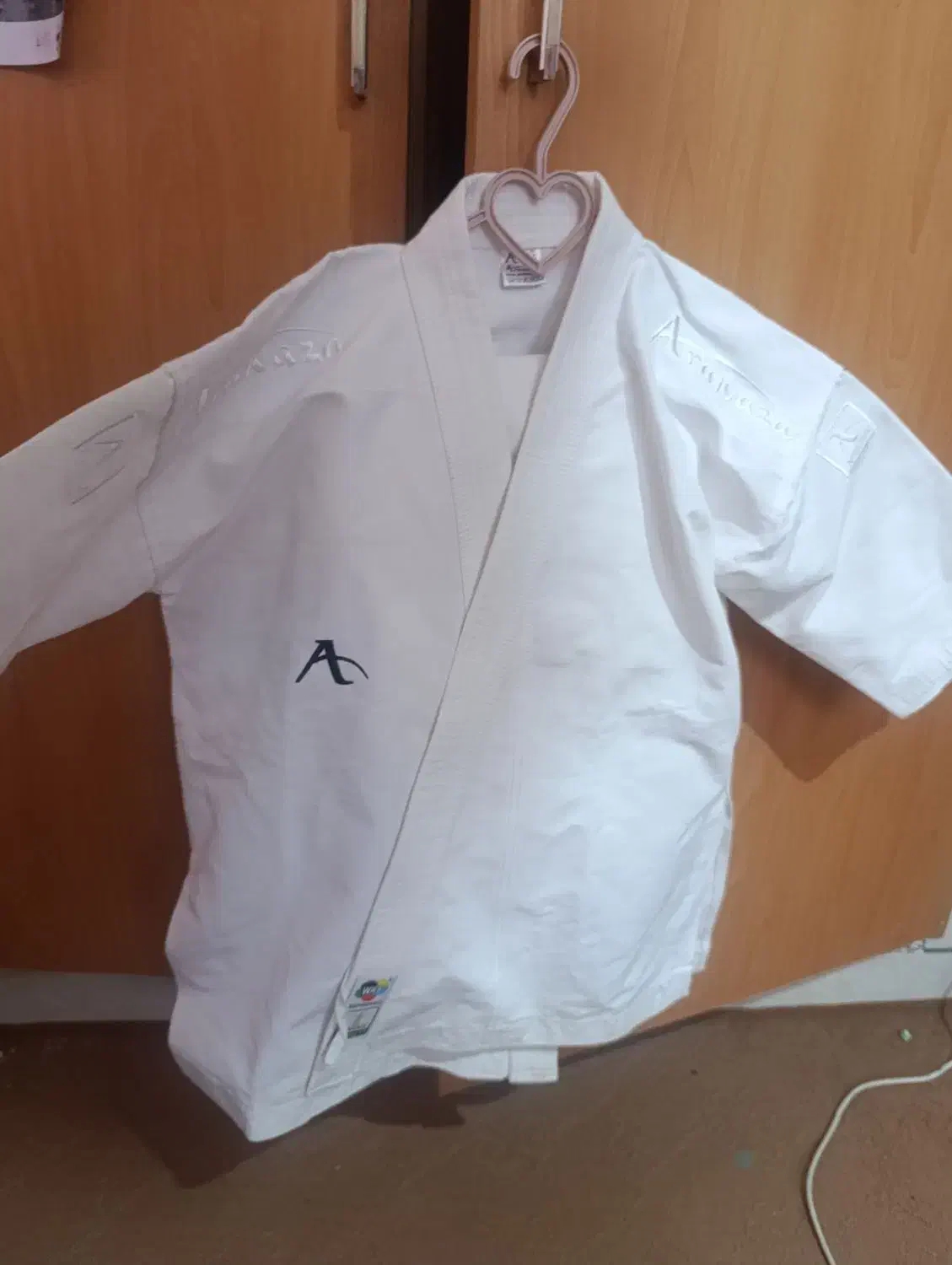 لباس کاتا|تجهیزات ورزشی|شاهین‌شهر, گزبرخوار|دیوار