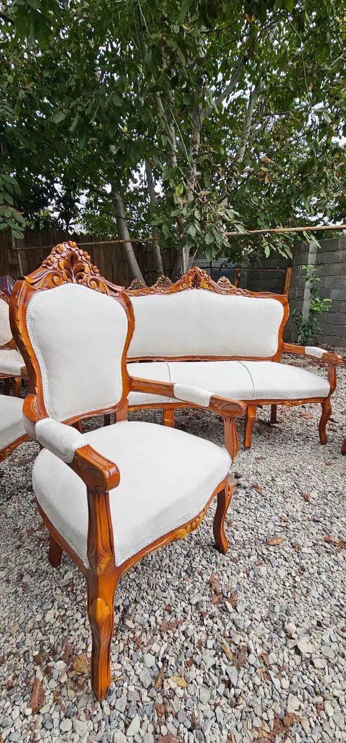 مبله کلاسیک به خاطر تغییر شغل ۲۴۵۰۰|مبلمان خانگی و میز عسلی|رامسر, |دیوار