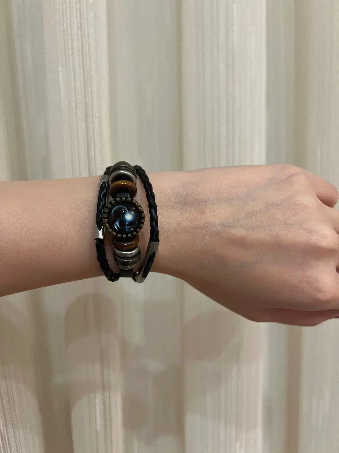 دستبند چرمی اسپرت|بدلیجات|رشت, گلسار|دیوار