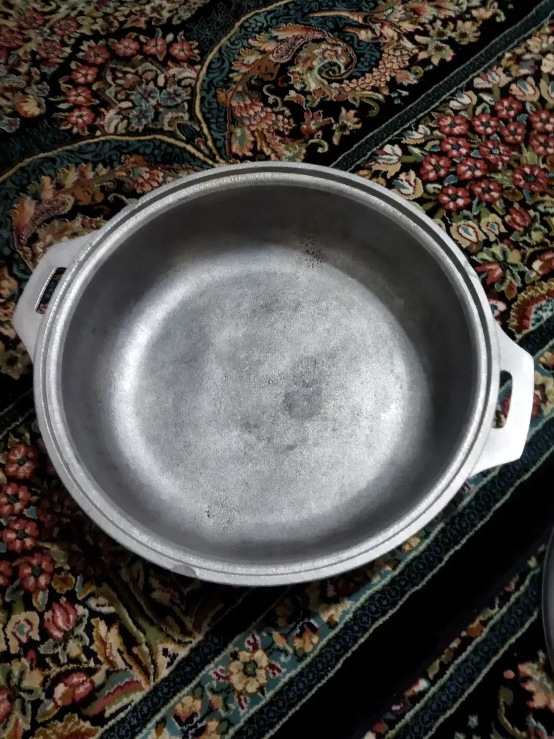 تابه|ظروف پختوپز|چناران, |دیوار