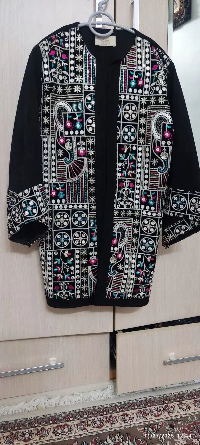 مانتو نو نو|لباس|بیرجند, |دیوار