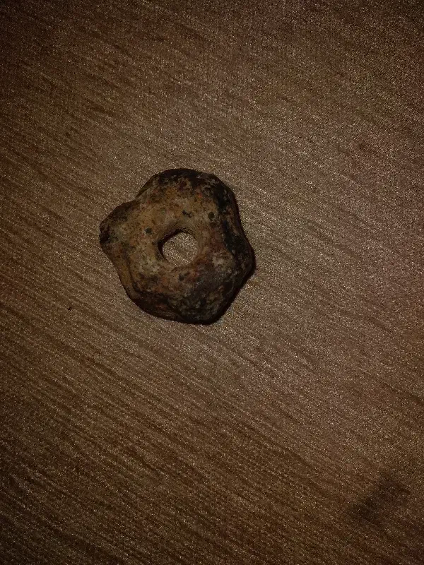 سنگ آسمانی  بر عکس کوچکی. سنگینه|جواهرات|صباشهر, |دیوار