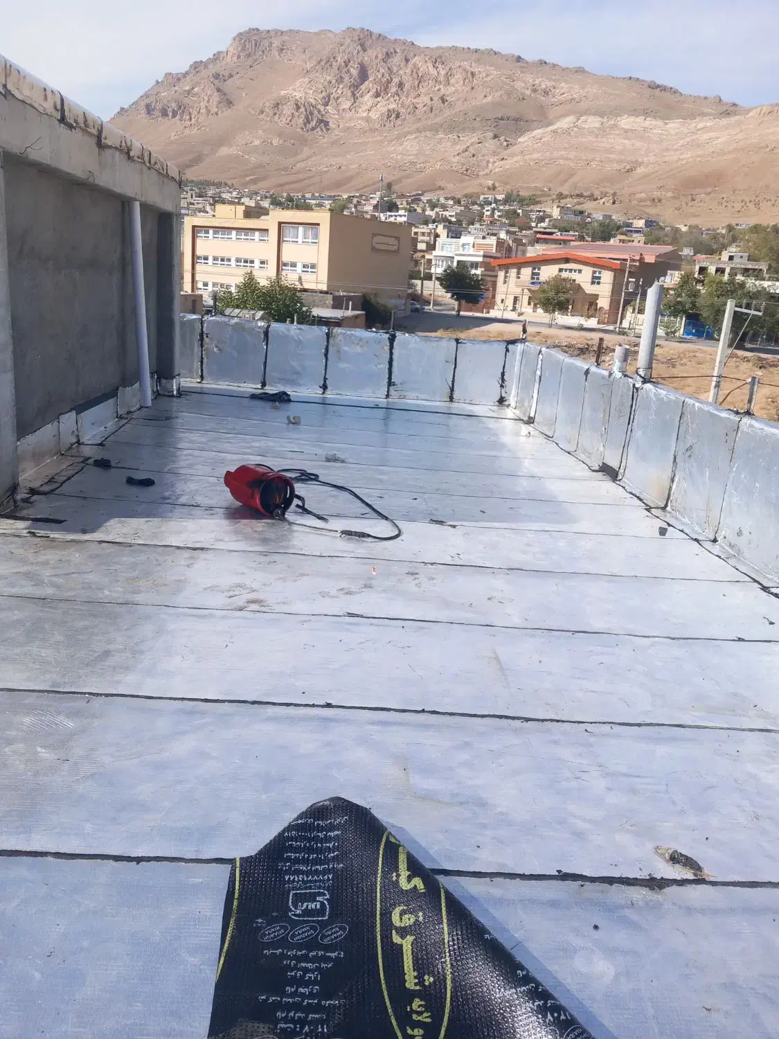 ایزوگام مناسب ترین قیمت توافقی اجراع کننده هستم|خدمات پیشه و مهارت|فلاورجان, |دیوار