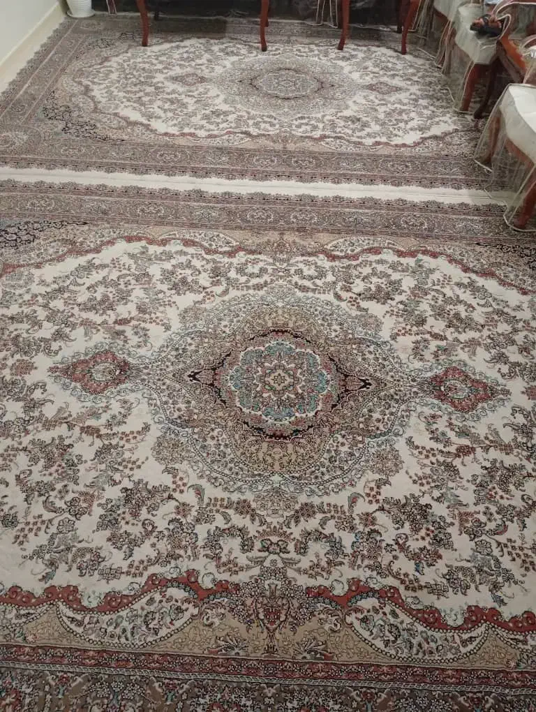 دو تخته فرش ۹ متری ۷۰۰ شانه ۲۵۵۰ تراکم اصل|فرش|اسلام‌شهر, شهرک مصطفی خمینی|دیوار