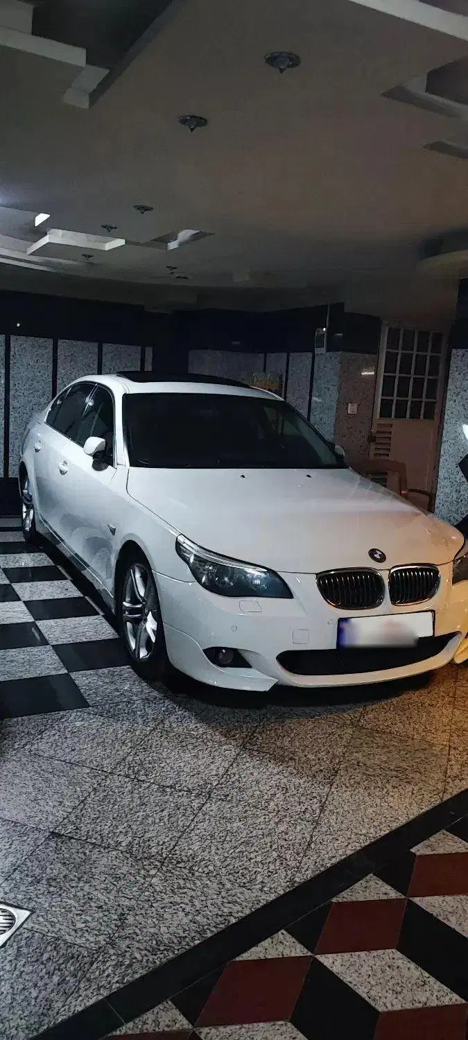 BMW ۵۲۵ li 2011|خودرو سواری و وانت|تهران, جنت‌آباد جنوبی|دیوار