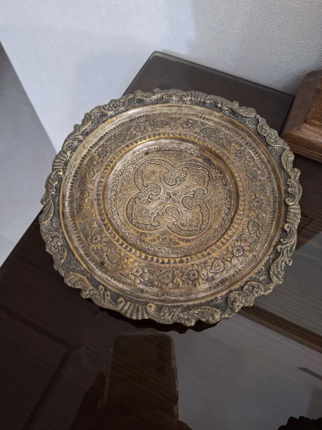 سینی قلم کاری برنجی قدیمی و آنتیک|کلکسیون اشیاء عتیقه|تهران, فردوس|دیوار