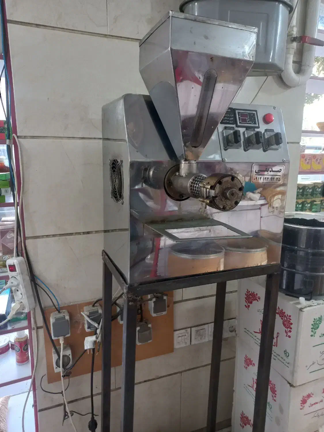 دستگاه روغنگیری کالیبر ۳۰|فروشگاه و مغازه|تهران, پونک|دیوار