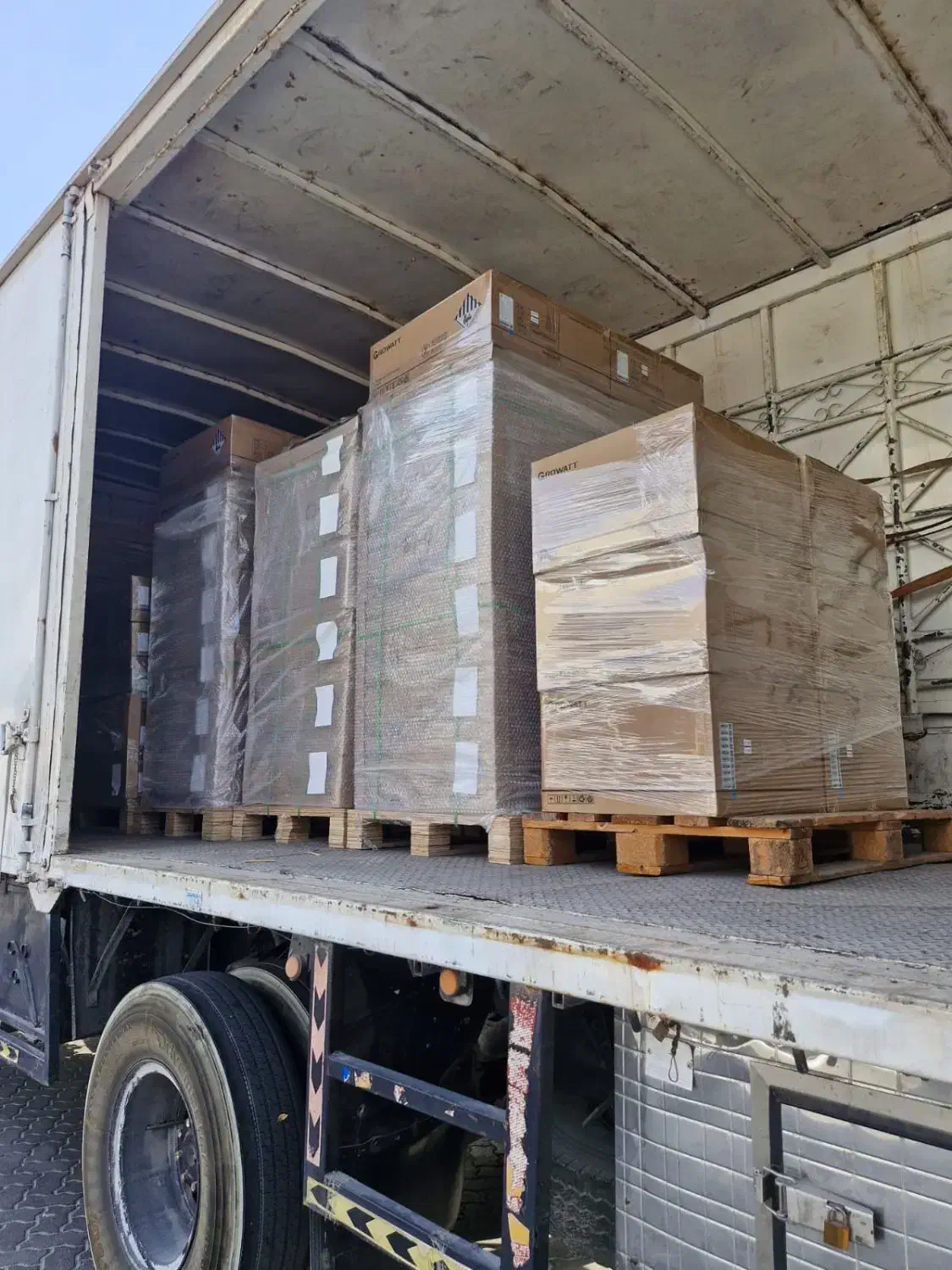 باتری گرووات|مصالح و تجهیزات ساختمان|شیراز, سیاه سنگ|دیوار