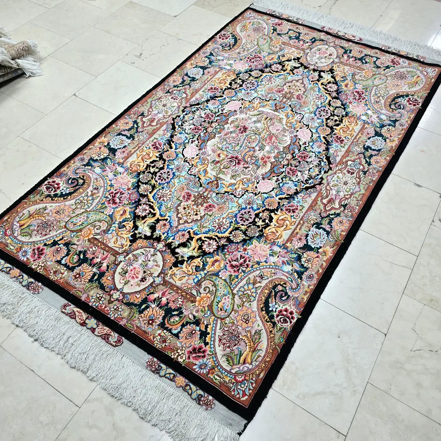 جفت ذرعنیم سالاری کف ابریشم نو|فرش|تهران, شیراز|دیوار