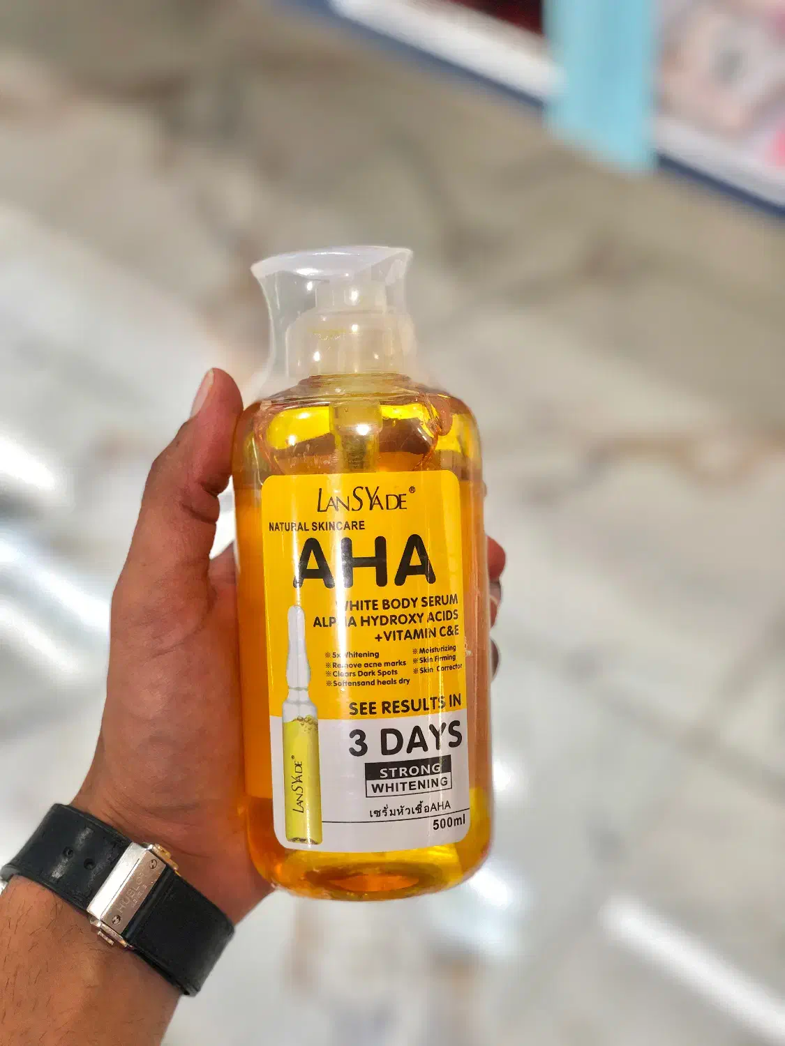 سرم روشن کننده تخصصی بدن حاوی AHA و ویتامین سی|آرایشی، بهداشتی، درمانی|شیراز, زرگری|دیوار