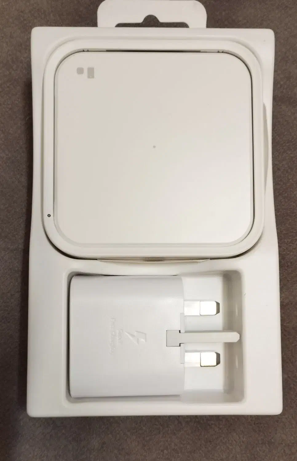 شارژر وایرلس سامسونگ EP-P2400|لوازم جانبی موبایل و تبلت|تهران, آهنگران (سراسیاب دولاب)|دیوار