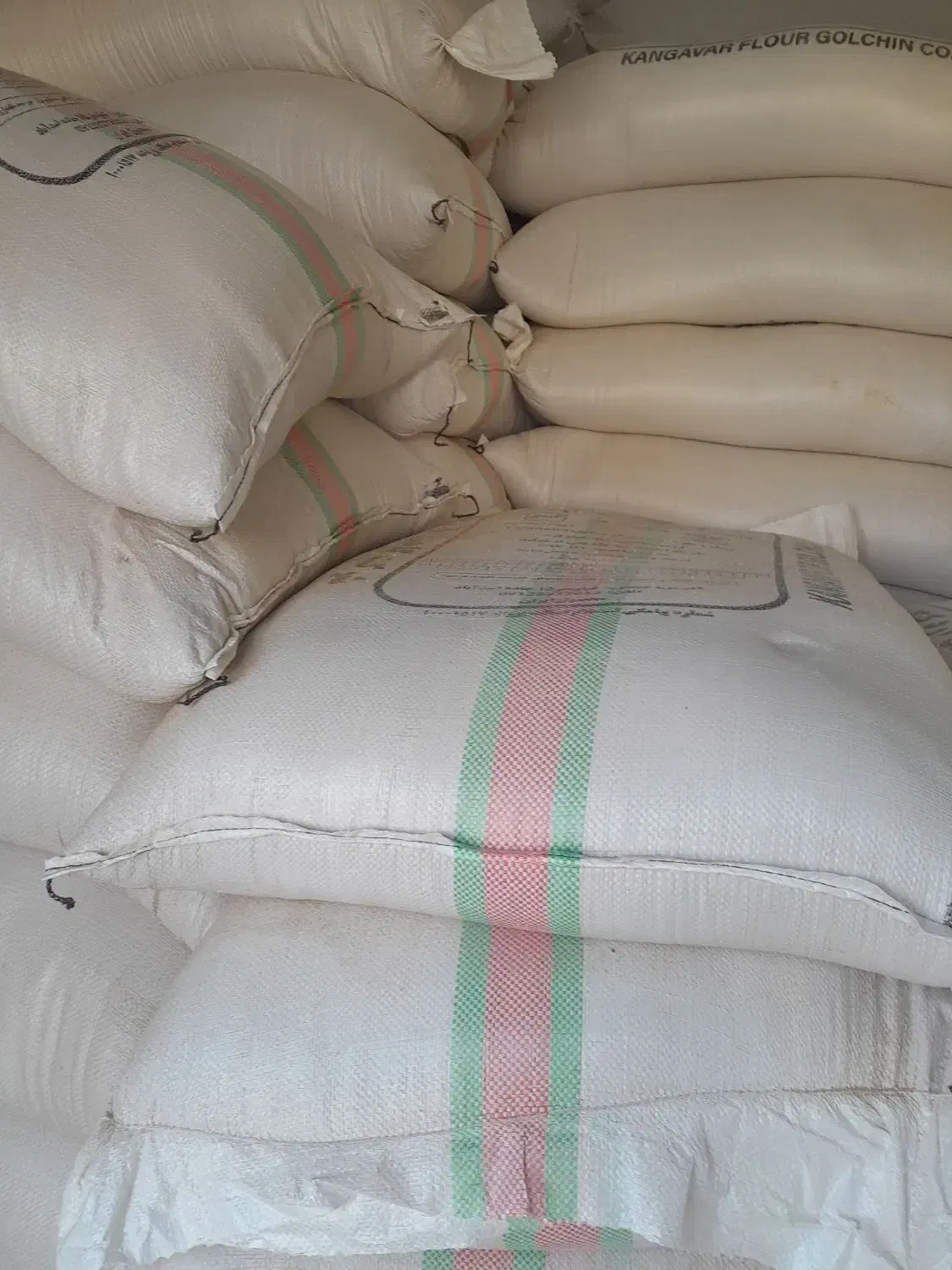 خرید فروش سپوس ،تفاله چغندر ،جو ،ذرت ،کود شیمیایی|خدمات باغبانی و درختکاری|کنگاور, |دیوار