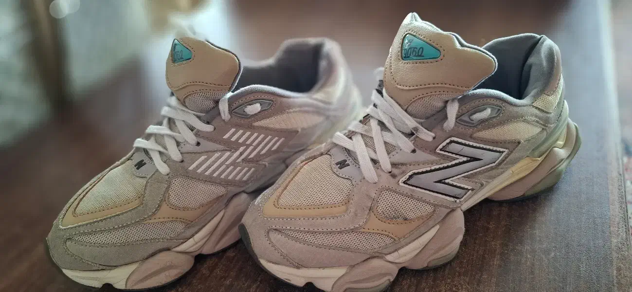 کفش نیوبالانس 9060 طوسی کرم و سبز سیریNB|کیف، کفش، کمربند|کرج, کلاک بالا|دیوار