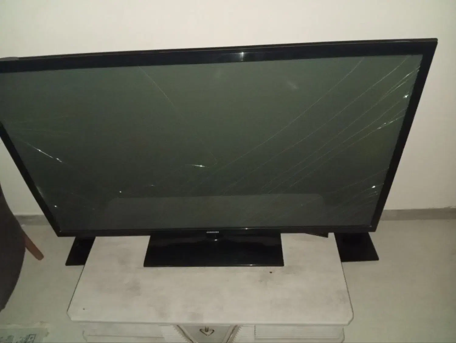 تلویزیون سامسونگ|تلویزیون و پروژکتور|شیروان (خراسان), |دیوار