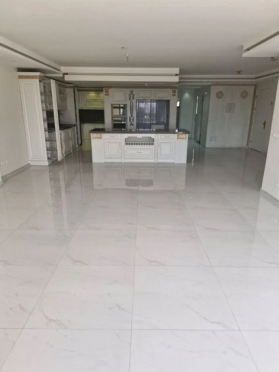 آپارتمان 185 متری لوکس با ویو ابدی در آذر|اجارهٔ آپارتمان|اصفهان, عباس‌آباد|دیوار