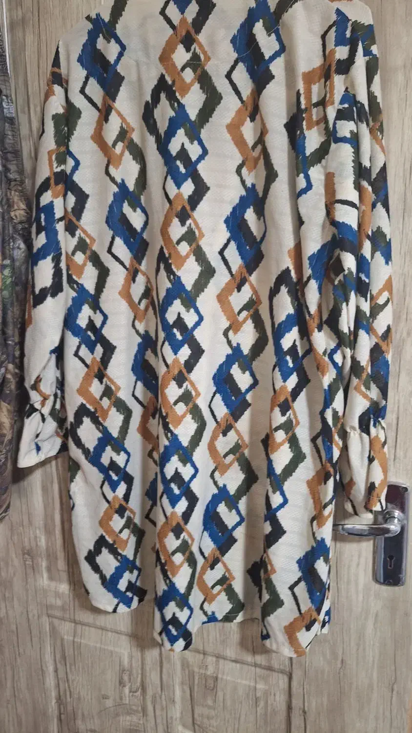 لباس خارجی|لباس|خرمآباد, |دیوار