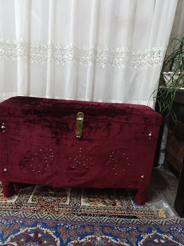 صندوق قدیمی زیبا|صنایع دستی و سایر لوازم تزئینی|قم, چهل درخت|دیوار