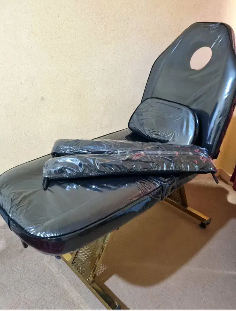 تخت زیبایی|آرایشگاه و سالن‌های زیبایی|اندیمشک, |دیوار