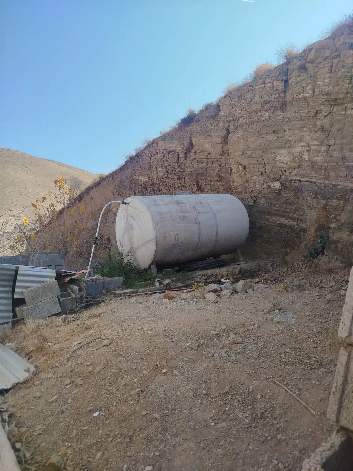 مخزن گالوانیزه آب ورق زخیم ۲ میل ۴۰۰۰ لیتری|مصالح و تجهیزات ساختمان|کوهسار (البرز), |دیوار