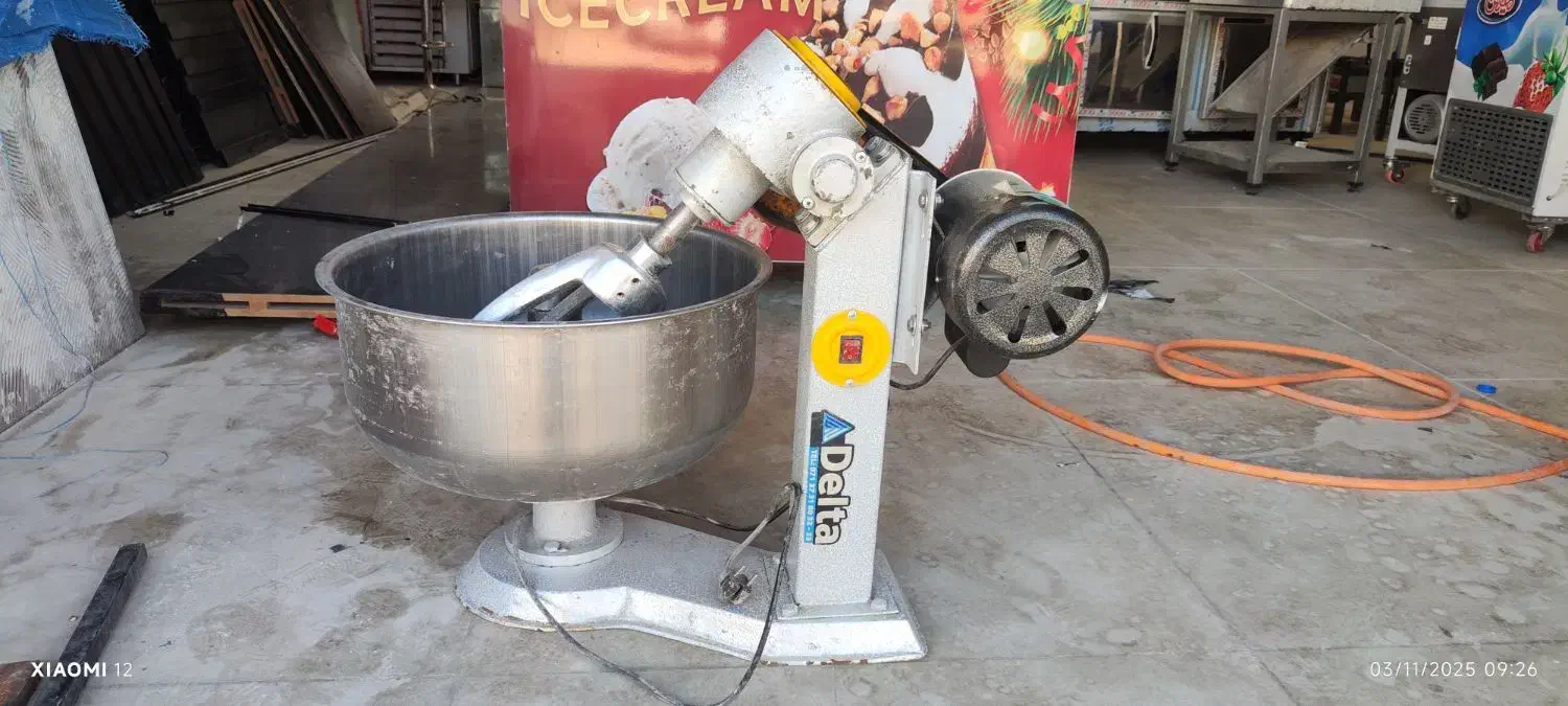 خمیر گیر 15 کیلویی|کافی‌شاپ و رستوران|شیراز, قلعه شاهزاده بیگم|دیوار