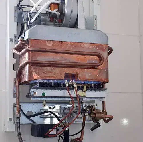 تعمیرات آبگرمکن دیواری و پکیج با مجوز رسمی|خدمات پیشه و مهارت|سمنان, |دیوار