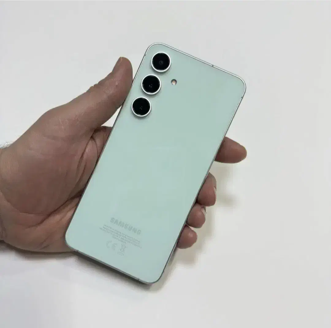 S24 Fe|موبایل|تهران, صاحبقرانیه|دیوار