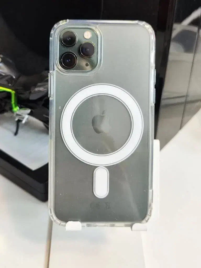 آیفون  ۱۱ پرو ۶۴ - Iphone 11 pro 64|موبایل|شاهین‌شهر, مخابرات (شهید بهشتی)|دیوار