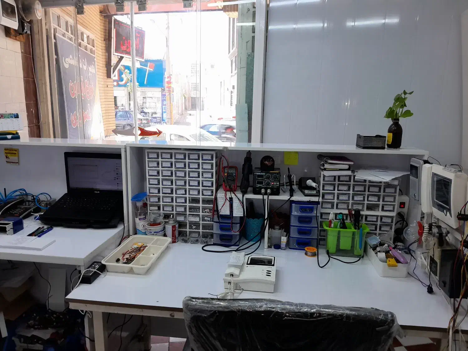 تعمیرات تخصصی و فروش انواع آیفون های تصویری|خدمات پیشه و مهارت|شیراز, فخرآباد (دروازه کازرون)|دیوار