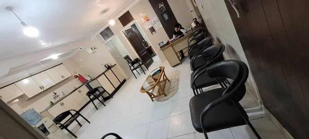 واحد اداری تجاری واقع در اصلی خیابان مصطفی خمینی|فروش دفتر کار، اتاق اداری، مطب|بندر ماهشهر, |دیوار