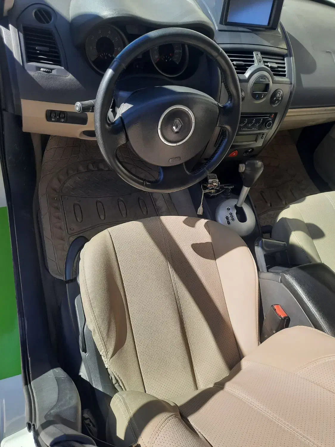 مگان ۲۰۰۰مدل۹۱|خودرو سواری و وانت|کرمان, |دیوار