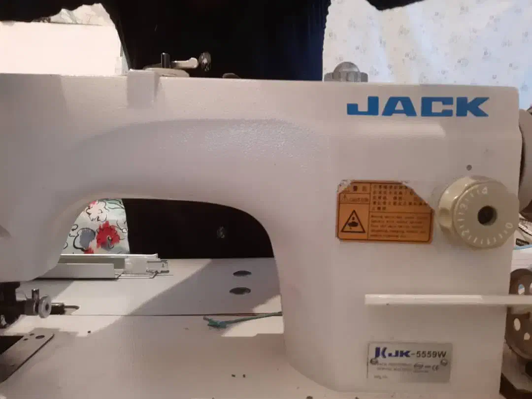 تعدادی چرخ خیاطی یکجا بفروش میرسد|چرخ خیاطی و ریسندگی|تویسرکان, |دیوار