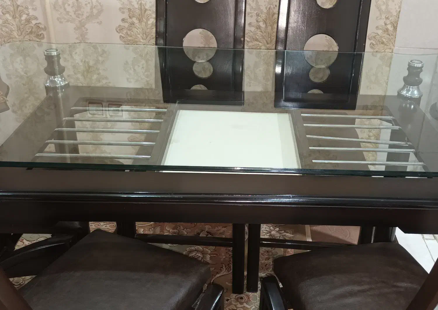 غذاخوری ۶ نفره(قیمت توافقی)|میز و صندلی غذاخوری|ملایر, |دیوار