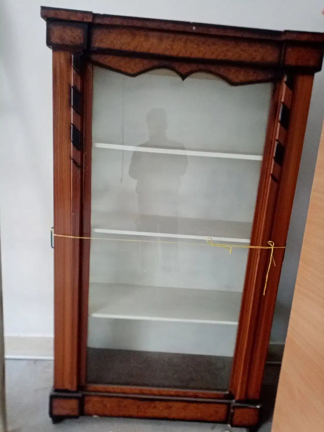 میز تلویزیون و بوفه|میز تلویزیون|تربتحیدریه, ترمینال|دیوار