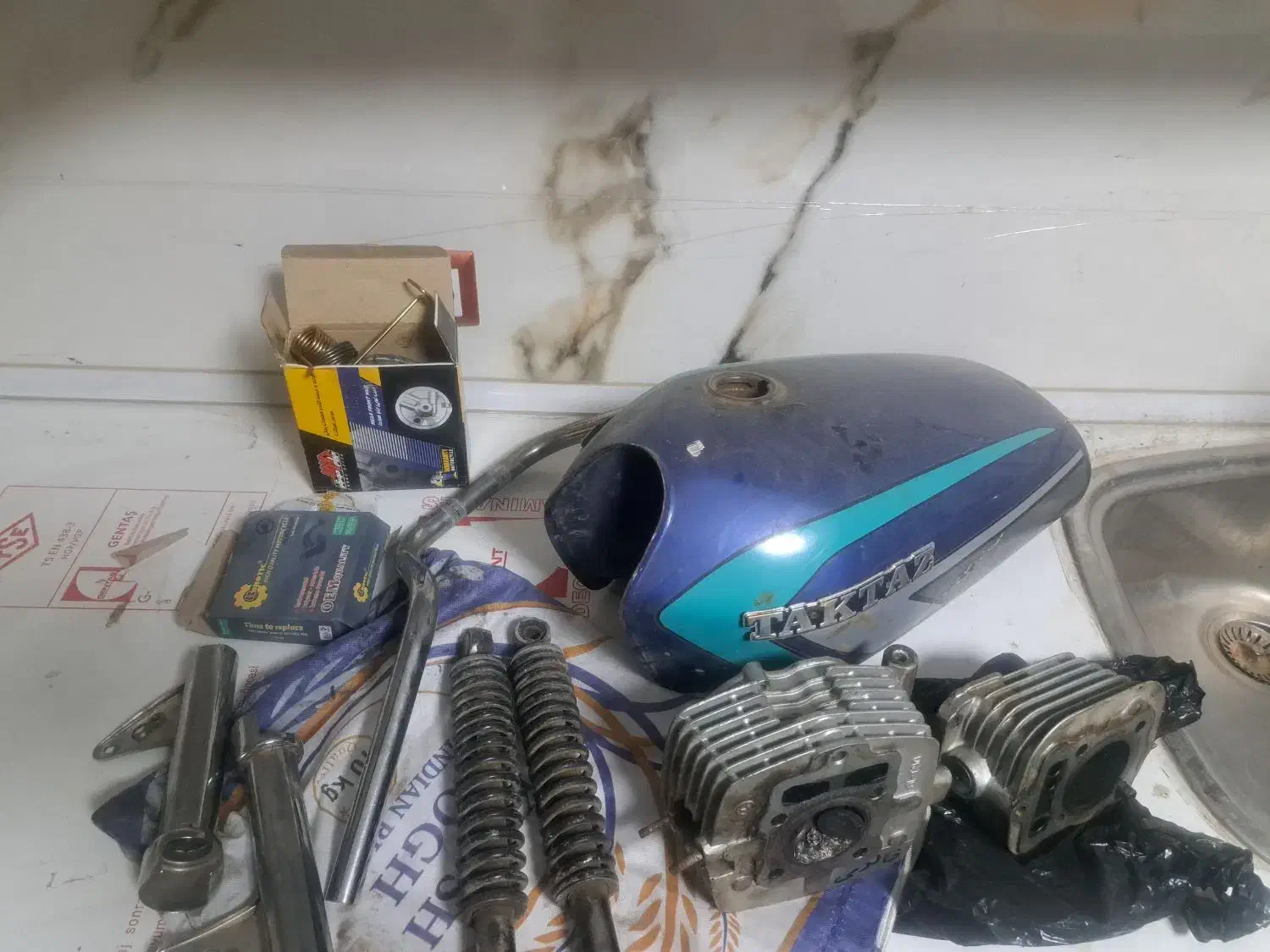 وسایل موتور ۱۲۵|قطعات یدکی و لوازم جانبی|آبادان, |دیوار