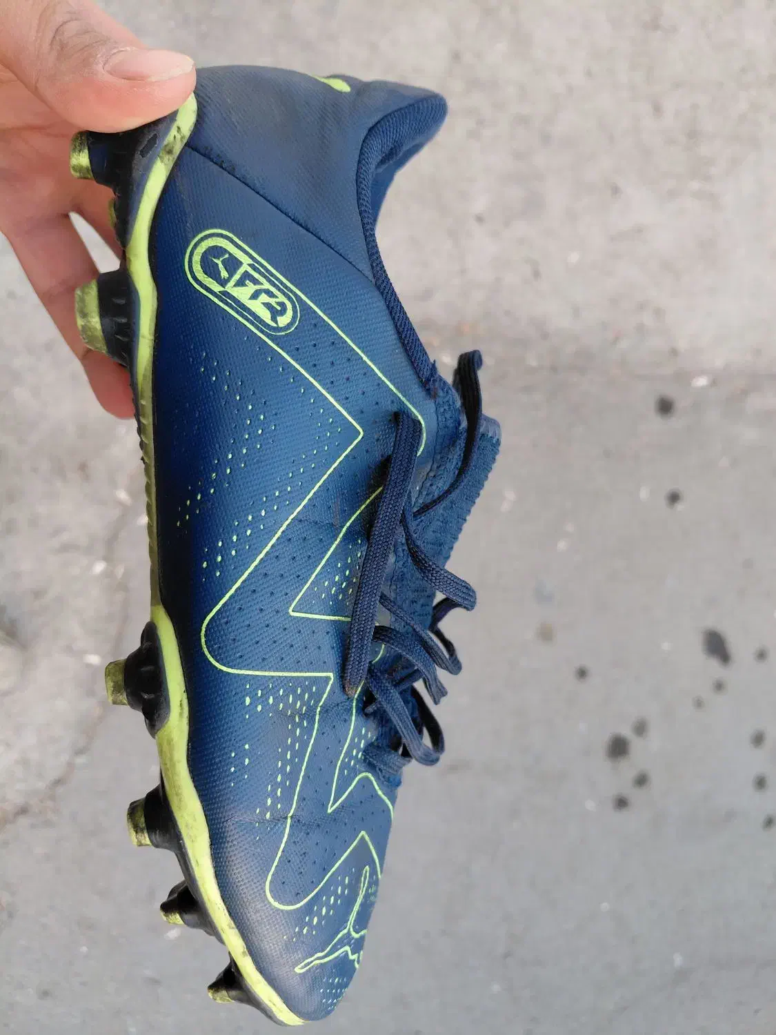 استوک چمن طبیعی و مصنوعی|کیف، کفش، کمربند|کرج, چهارصد دستگاه|دیوار