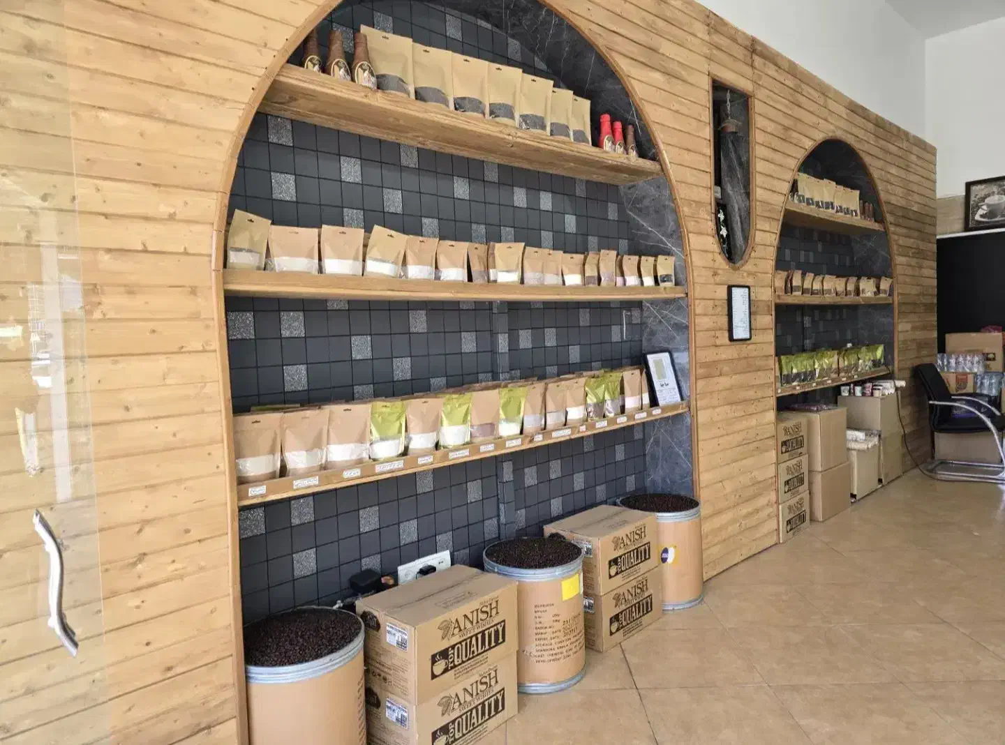 استخدام ۲ همکار فروشنده نیم وقت و یک باریستا|استخدام خدمات فروشگاه و رستوران|اندیشه, شهرک مریم|دیوار