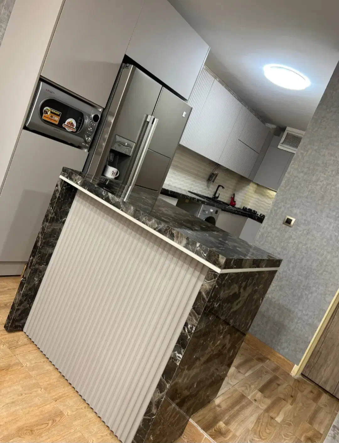 کابینت مدرن تی وی وال مدرن قاب بندی جاکفشی|خدمات پیشه و مهارت|کرج, چهارصد دستگاه|دیوار