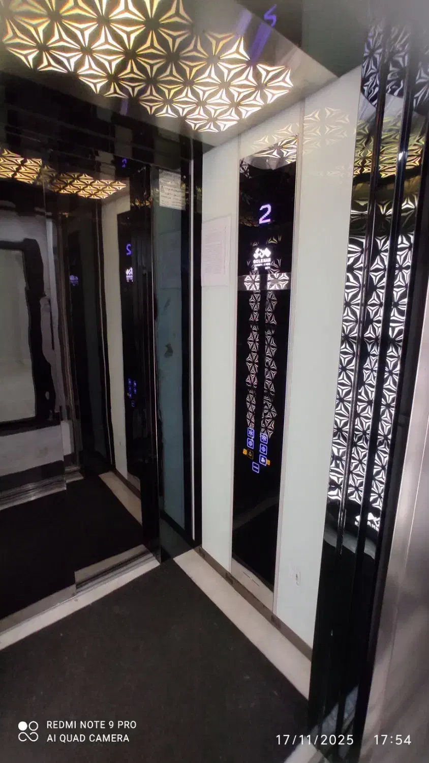 اپارتمان۱۵۰متر ۳ خواب.تخلیه.اباذر.بهنام.۲ پارکینگ