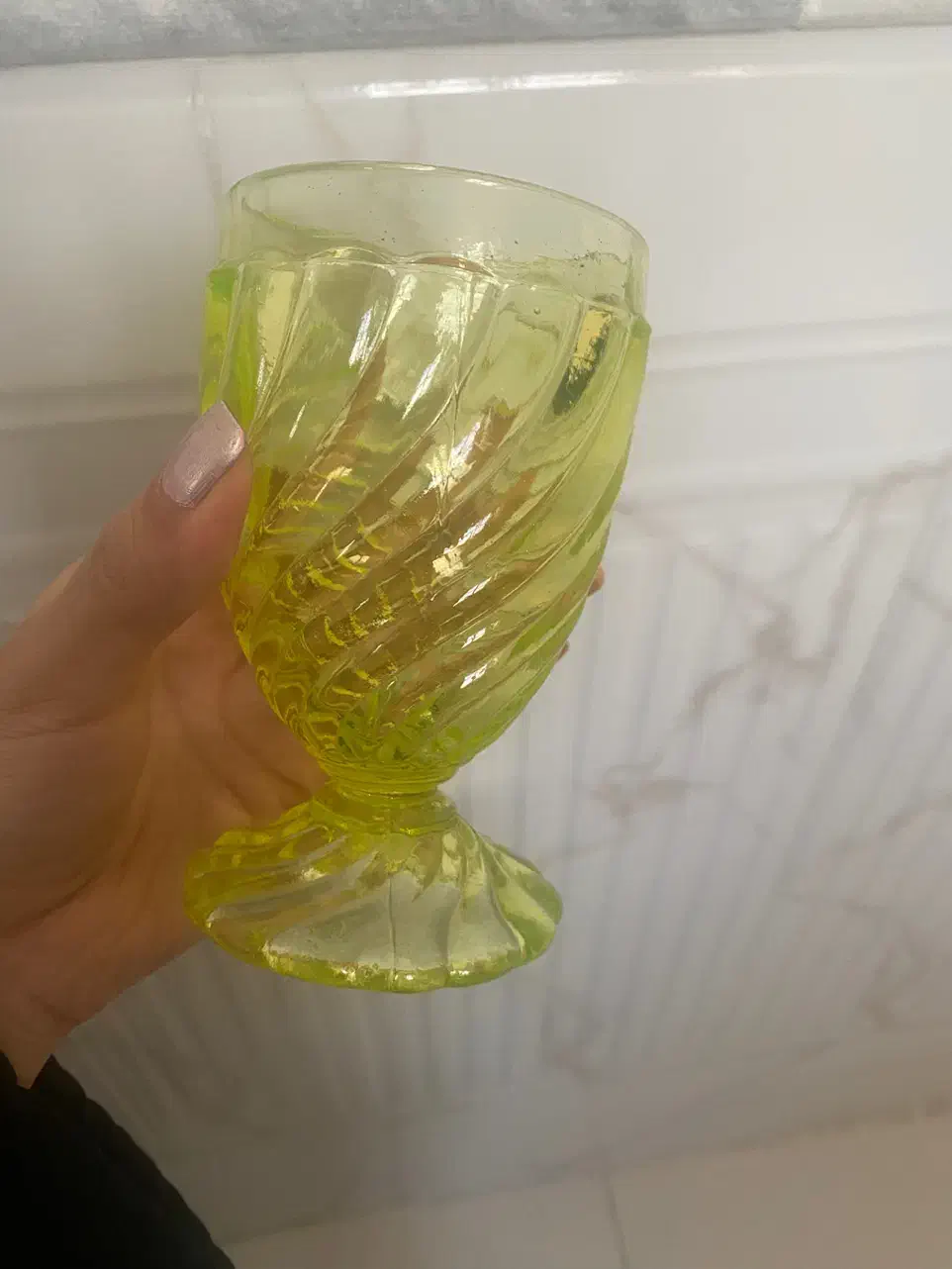 لیوان عتیقه|کلکسیون اشیاء عتیقه|قم, نیروگاه|دیوار