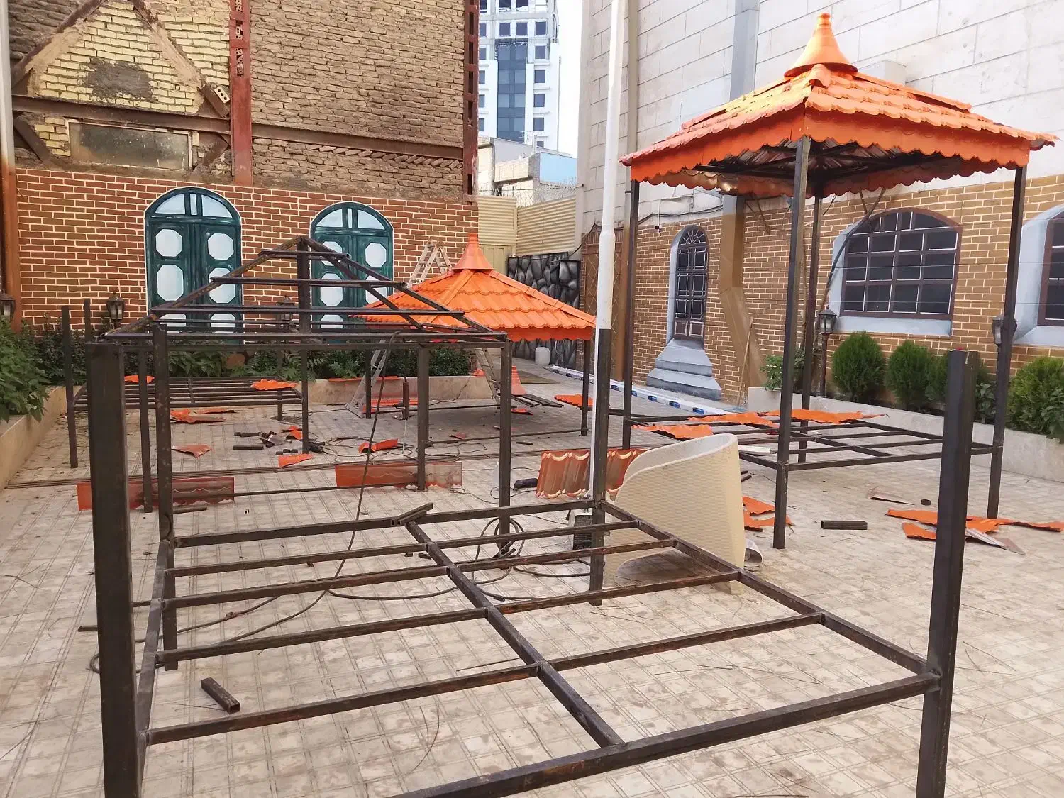 آلاچیق راه پله حفاظ نرده سقف سبک خرده کاری|خدمات پیشه و مهارت|تربتحیدریه, شهرک ولیعصر|دیوار