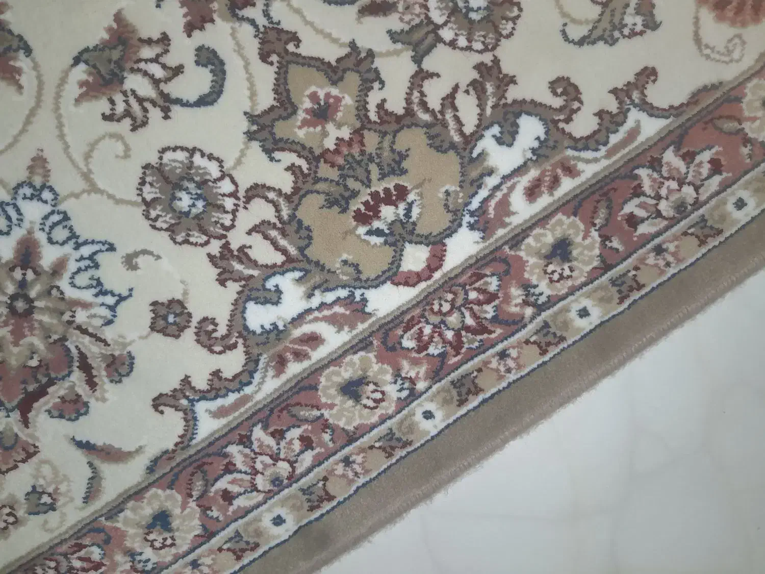 فرش مشهد یک جفت ۹ متری واقعاا نو و تمیز|فرش|سبزوار, کوی بهار|دیوار